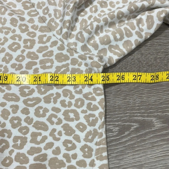 Rae Dunn “Football Mama” Leopard Print Long Sleeve 1X - Picture 12 of 15